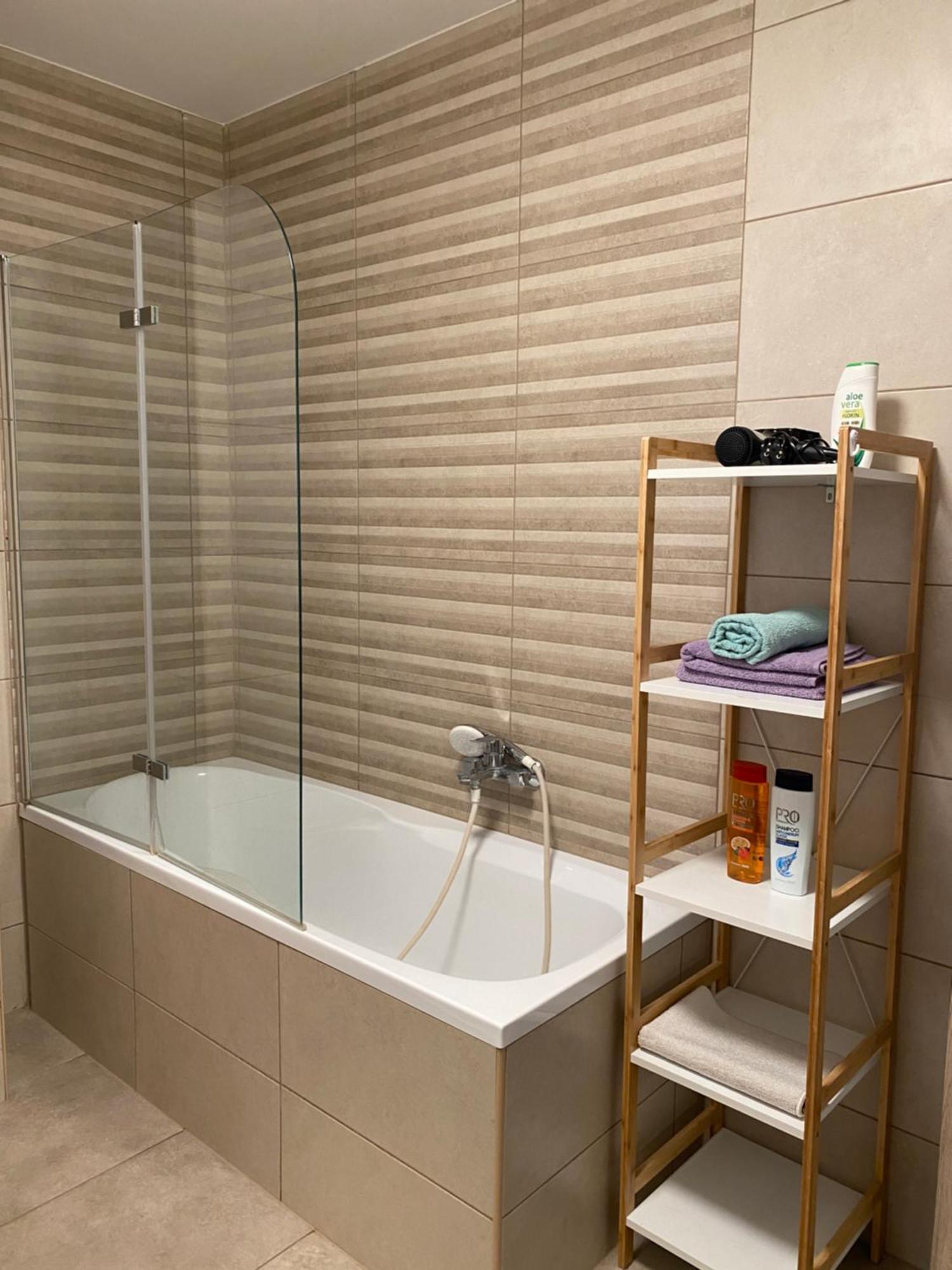 R77 Apartment Downtown - Penthouse บูดาเปสต์ ภายนอก รูปภาพ