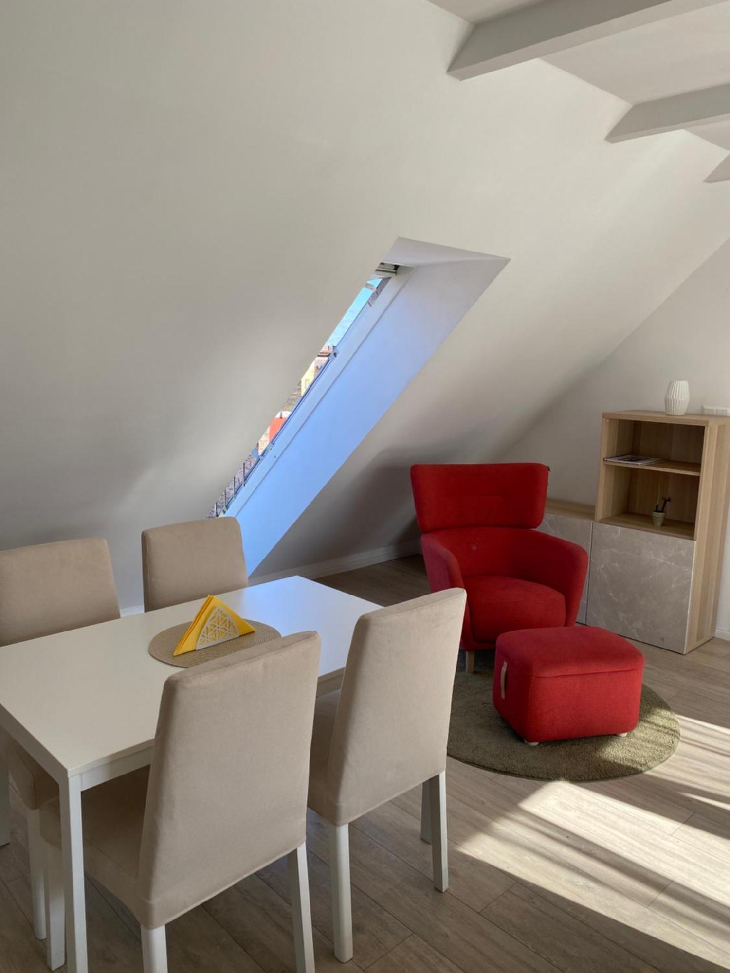R77 Apartment Downtown - Penthouse บูดาเปสต์ ภายนอก รูปภาพ