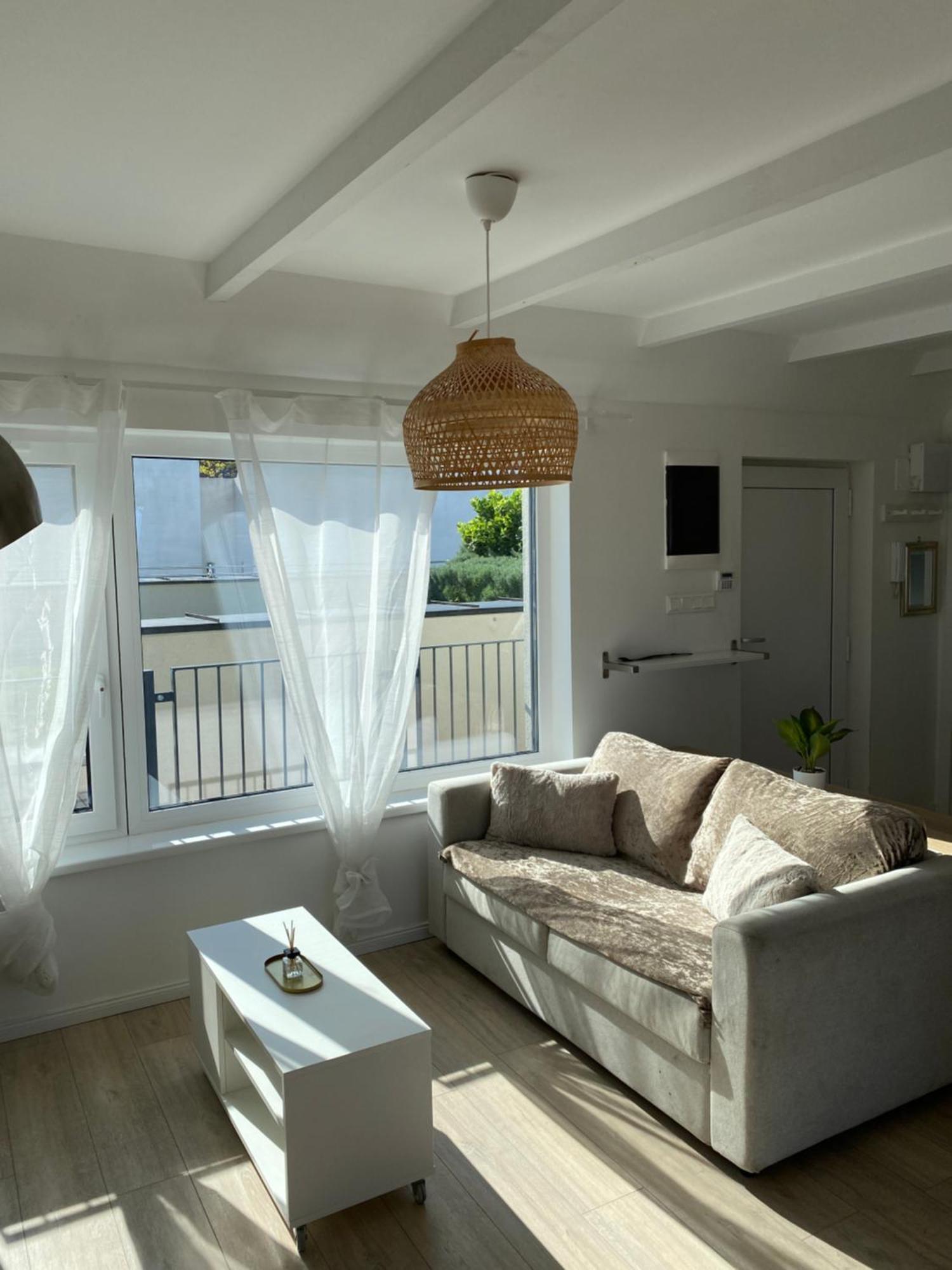 R77 Apartment Downtown - Penthouse บูดาเปสต์ ภายนอก รูปภาพ