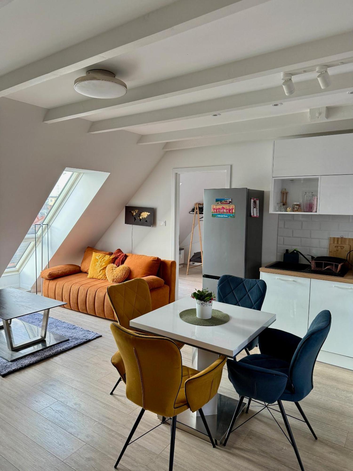 R77 Apartment Downtown - Penthouse บูดาเปสต์ ภายนอก รูปภาพ